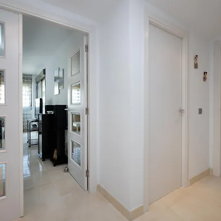 At115 Completamente Equipado, Con Piscina Y Cerca De La Playa Торредембарра